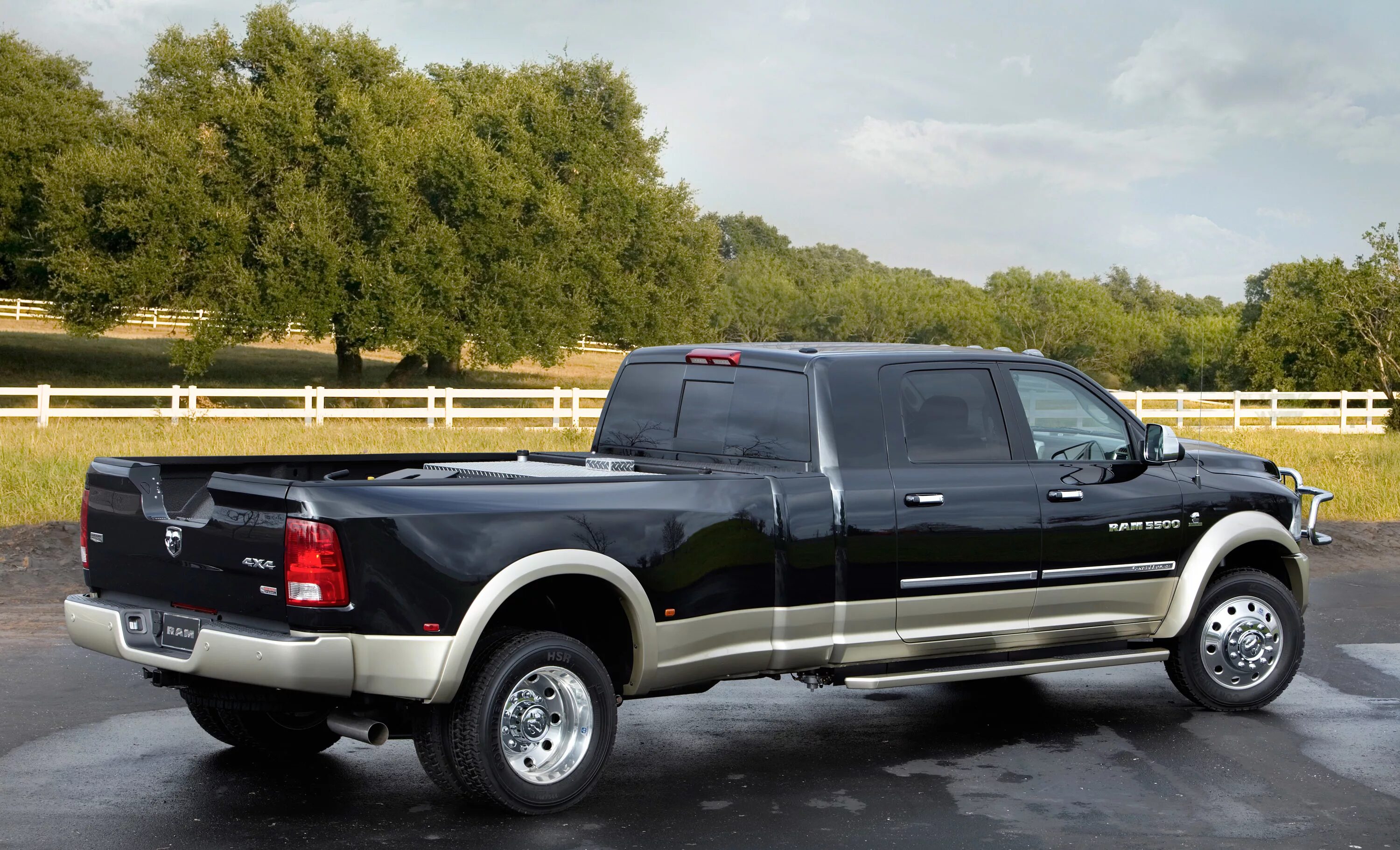 Dodge Ram 5500. Dodge Ram 5500 long. Dodge Ram 5500 long Hauler. Додж рам 6500. Пикап com