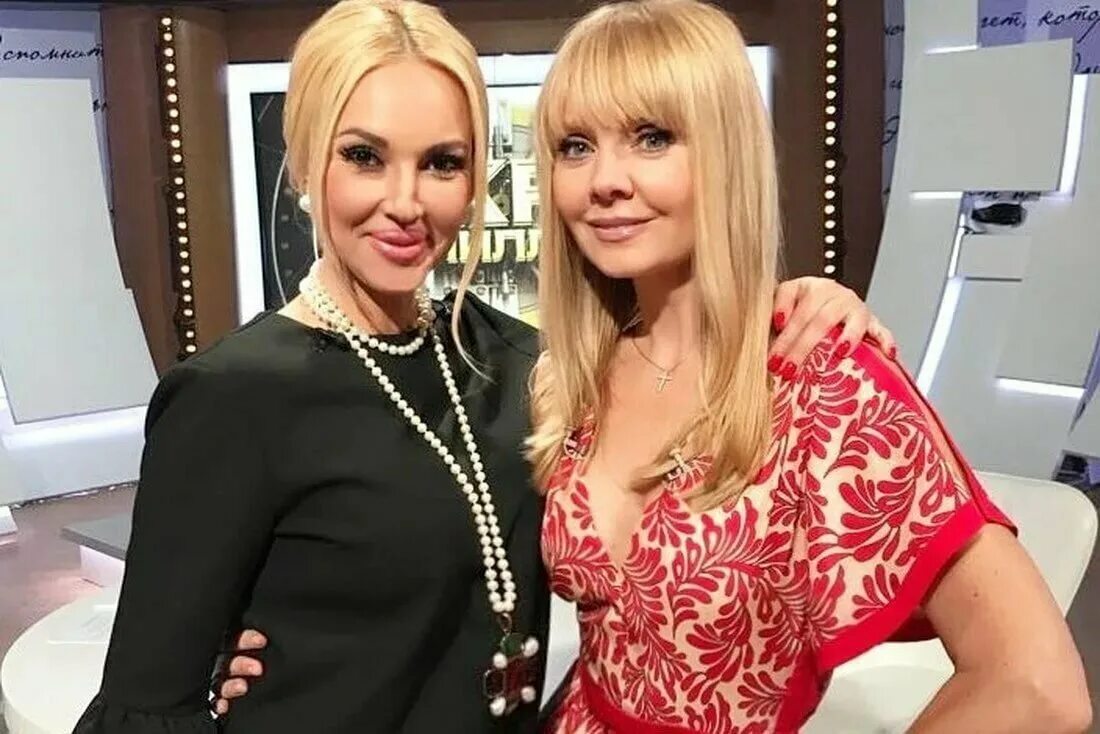 Ксения собчак. Звезды шоу бизнеса. Звезды русского шоу бизнеса. Людмила путина и владимир путин. Звезды шоу бизнеса.