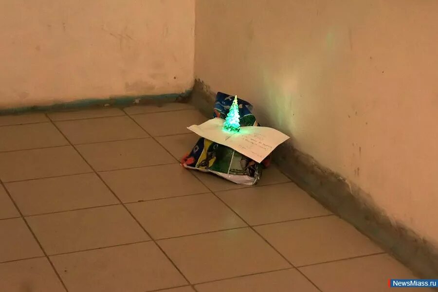 подъезды в донецке. взрывное устройство в подъезде. взрывное устройство в подъезде. взрывное устройство в подъезде. подозрительный предмет.