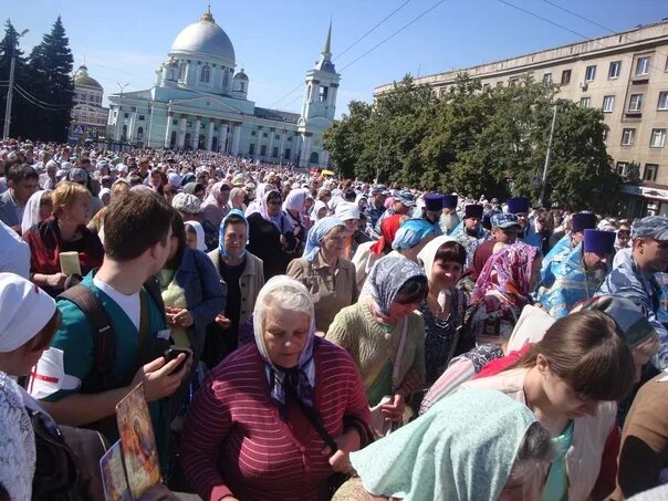 Выпуск новостей курск сегодня. Крестный ход в курске 2025. крестный ход в 2025 году в курске. крестный ход с курской коренной иконой божией матери 2025. курская коренная пустынь крестный ход 2025.