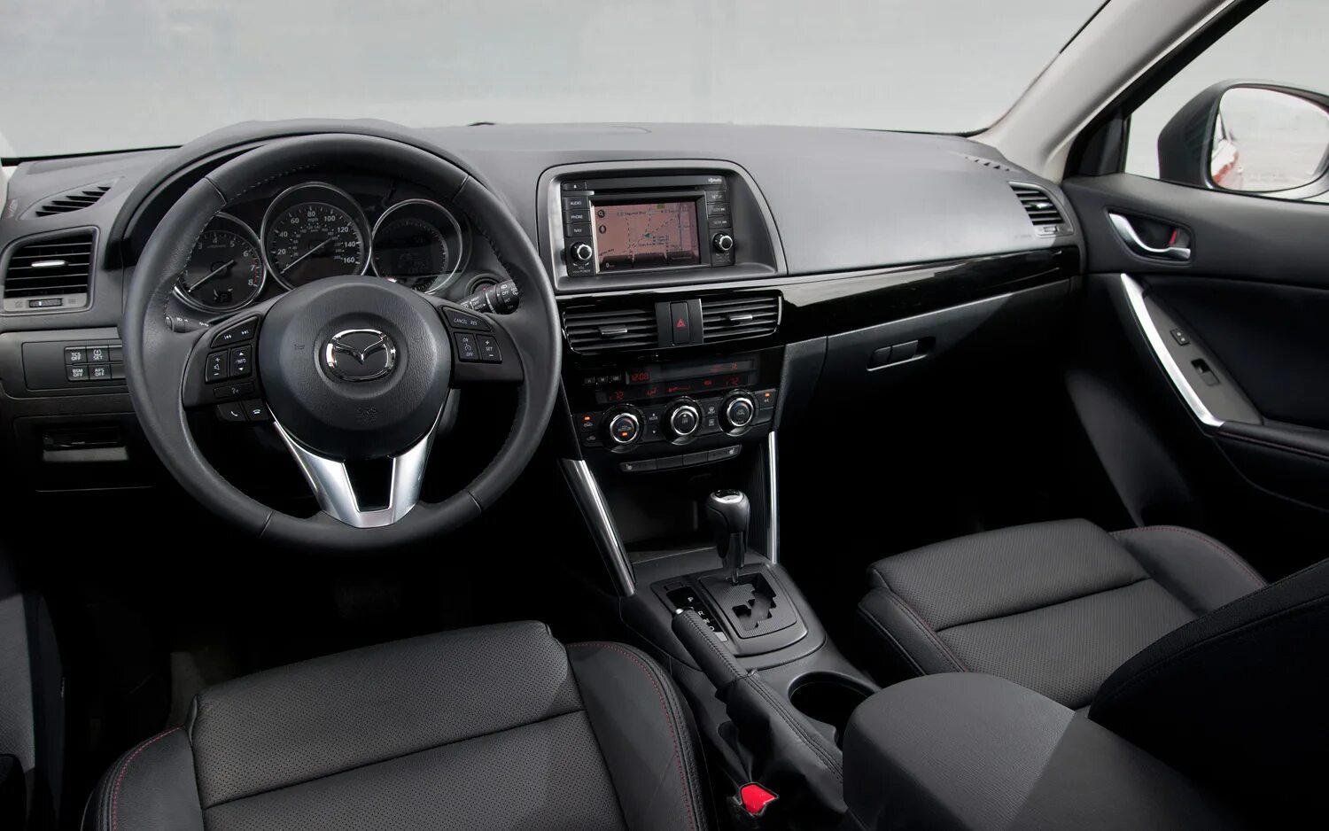 Сх 5 механика. Mazda cx5 Interior. Мазда СХ 5 салон. Мазда cx5 2012 салон. Мазда CX 5 интерьер.