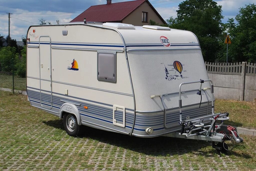 Прицеп-дача Tec Caravan, 2005. Прицеп кемпинговый дом дача LMC 390k1. Прицеп дача Buerstner 4802. Прицеп-дача Rubis 390, 2016. Куплю прицеп дачу б у