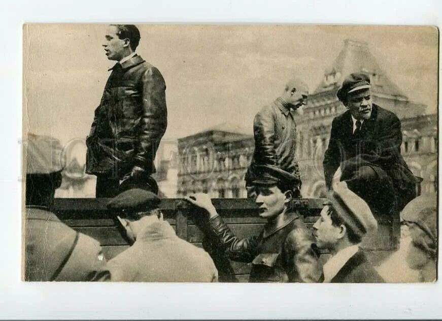 Ленин в 1918 году 1939 года. Москва 1918 год Ленин. Ленин в цилиндре. 1918 Ленин Питер. Ленин фото 1918.