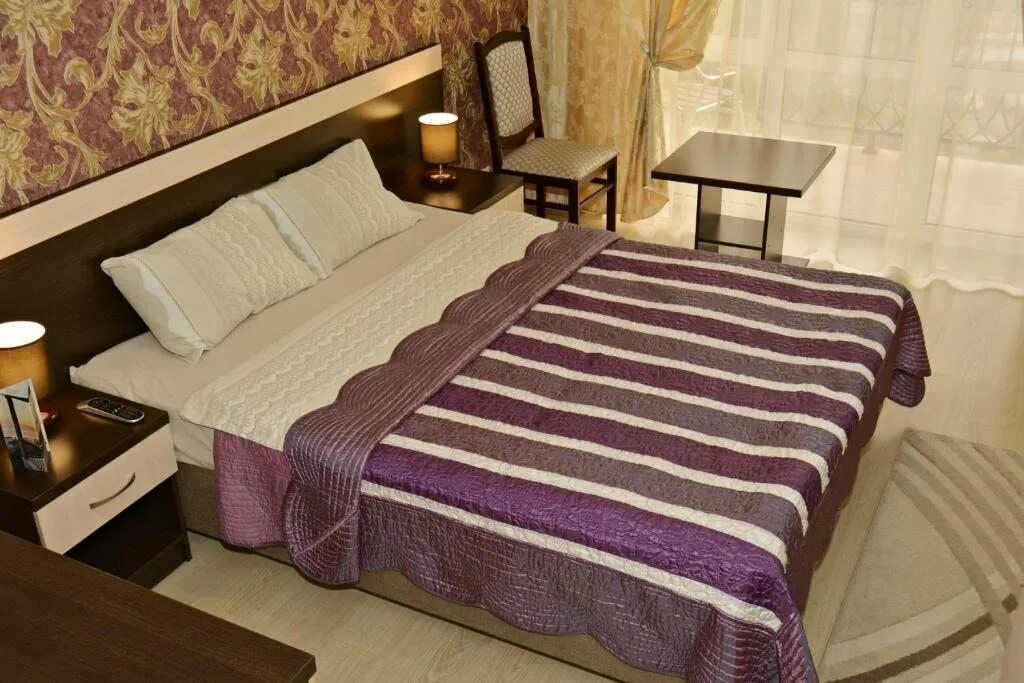 Лоо делюкс. Loo de luxe (лоо делюкс). лоо де люкс гостевой дом. отель соната лоо. loo de luxe (лоо делюкс) сочи город.