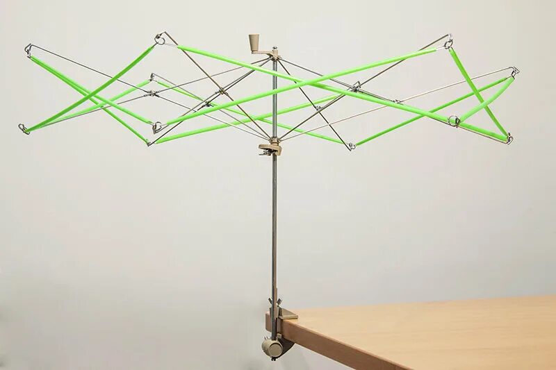 бэкинг на катушку. приспособление для перемотки. моталка для перемотки пряжи ссср. моталка шпулек веллес. приспособление для перемотки.