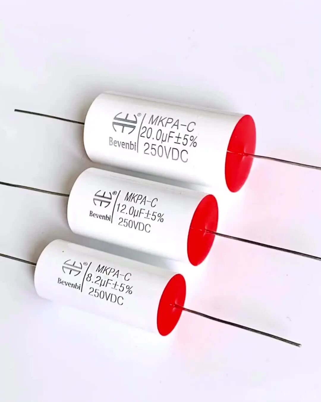 Лучшие конденсаторы для звука. Конденсатор 400v 100mf. Mkpa-c 5.6 UF 250v±5% -40 +85c полипропиленовый пленочный конденсатор 35*19.5mm Bevenbi. Конденсатор 100 МКФ 400в. Акустические конденсаторы MKP Jantzen (ВЧ фильтры).