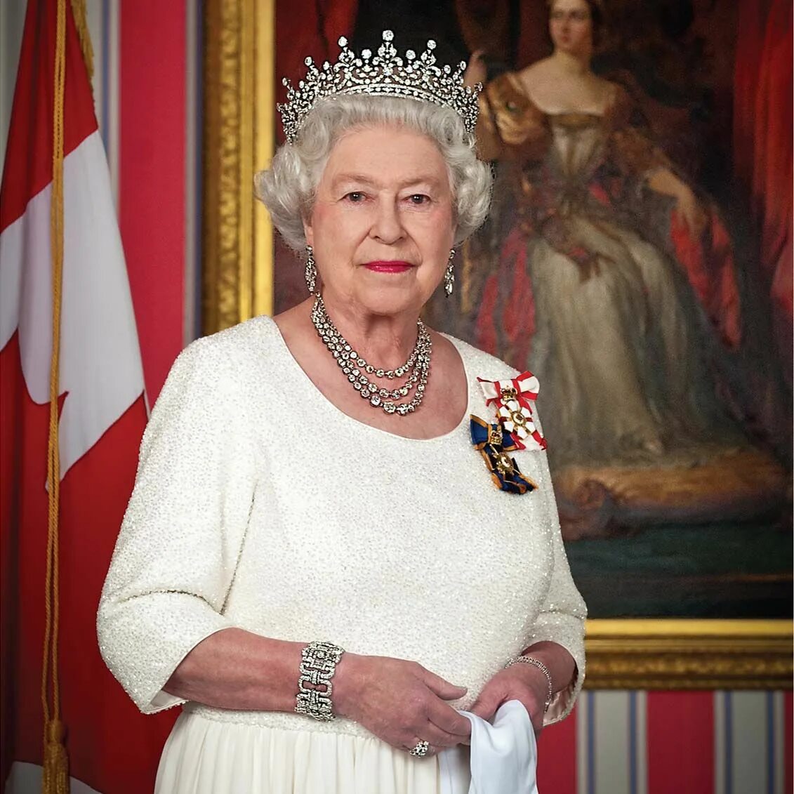 Квин парфюм. Парфюм королева. Parfum monarch. Monarch queen. Monarch queen.
