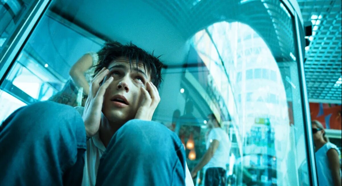 Икеа в россии в 2022 году. Торговый центр. Икеа откроется в россии. Фото закрытого продуктового магазина. Закрытый магазин в тц.