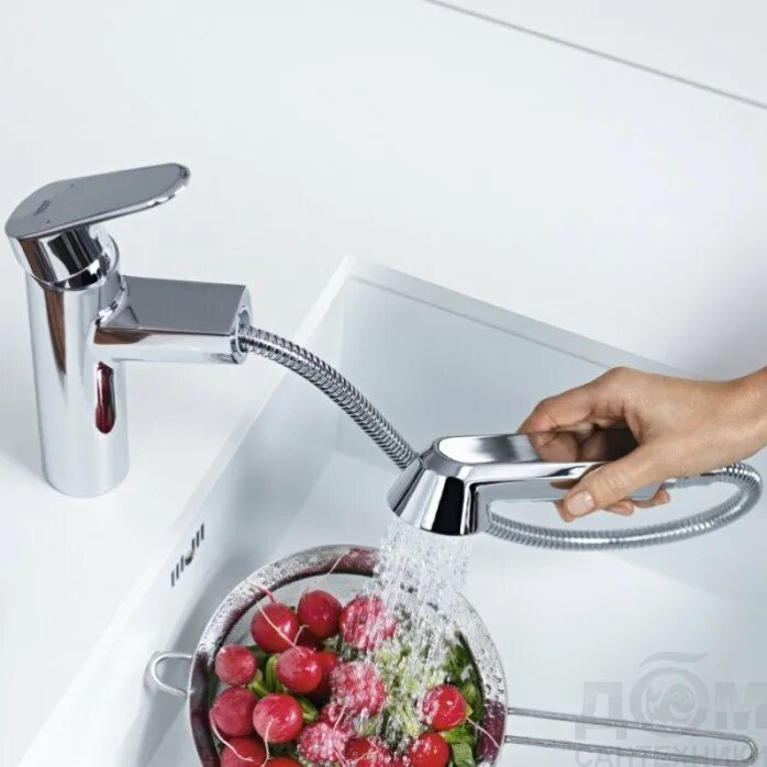 Кухонные смесители с душем. Grohe Eurodisc Cosmopolitan 32257002 смеситель для кухни. Grohe Eurodisc Cosmopolitan. Смеситель для кухни Eurodisc Grohe Cosmopolitan. Смеситель для мойки Grohe с выдвижной лейкой.