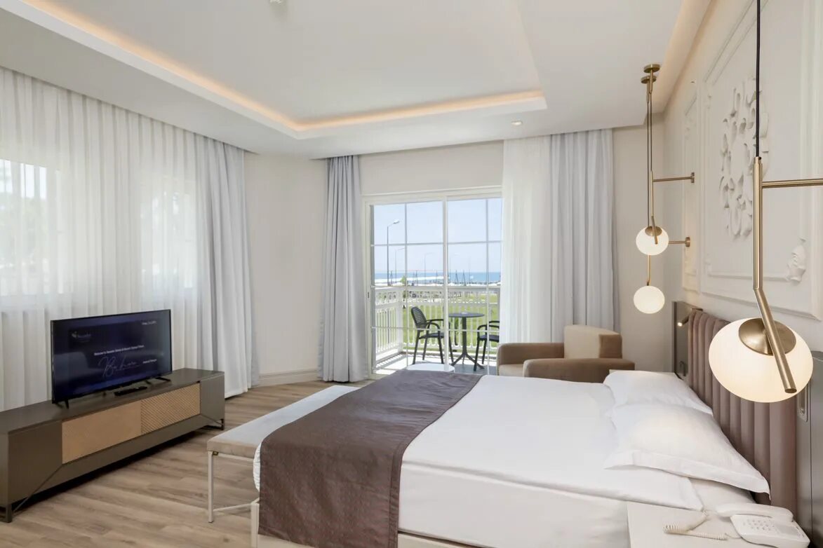 Swandor hotels kemer. Турция отель Swandor Hotels Resorts Topkapi Palace 5. Swandor Hotels & Resorts Topkapi Palace Deluxe Superior Room. Отель Swandor Турция номера. Swandor Hotels Resorts Kemer 5.