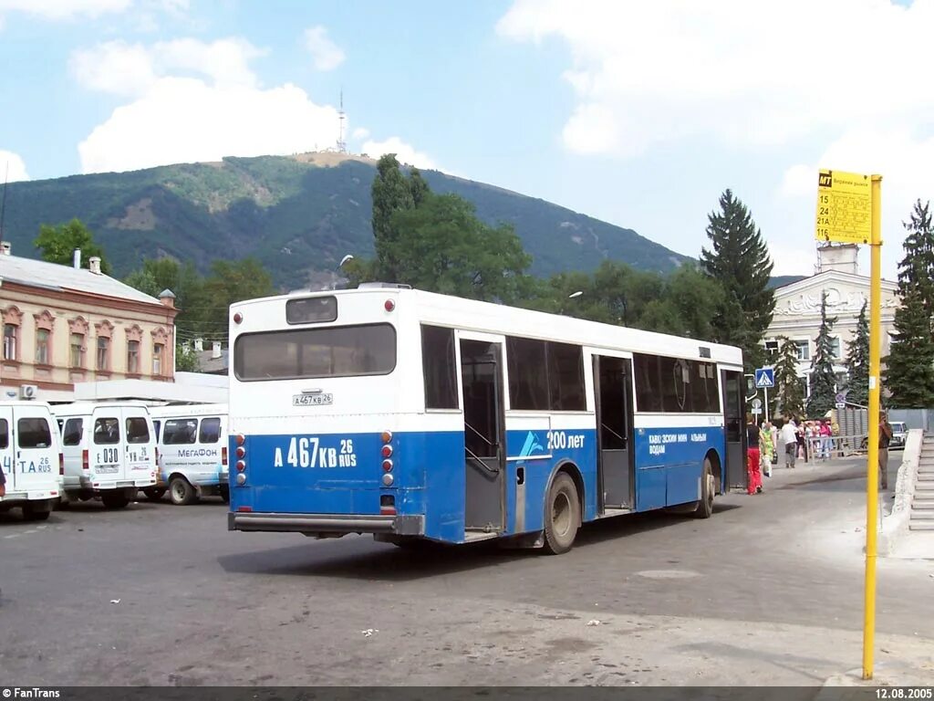 Автостанция Пятигорск. Автостанция верхний рынок Пятигорск. Автобус Пятигорск. Автобусы на Пятигорск дождь. Автовокзал пятигорска сайт