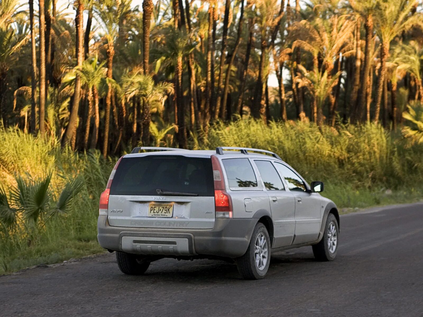 Volvo xc70 поколения. Volvo xc70 2005. Volvo xc70 2005 универсал. Volvo xc70 2007. Volvo xc70 2 поколение.