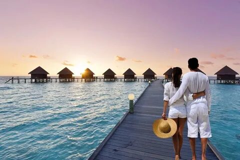 Honeymoon Planning: When and How to Book Your Honeymoon