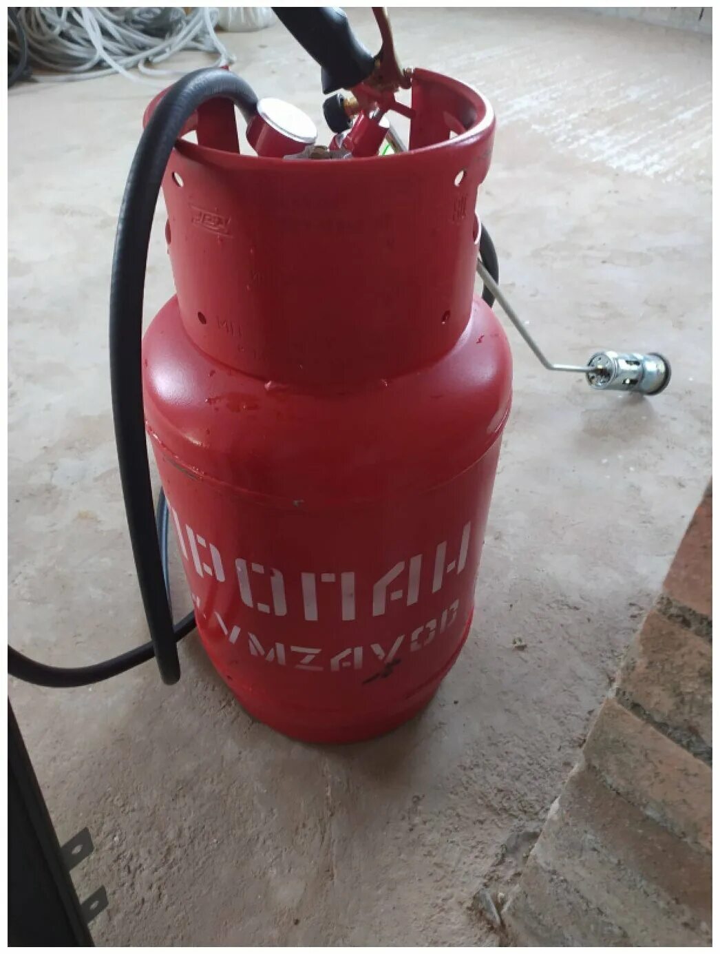 Баллон 27 л вентиль. Баллон газовый 27 л нзга 9009. Баллон 27 л вентиль. Баллон газовый 27л клапан. Баллон газовый 27 л нзга 9009.