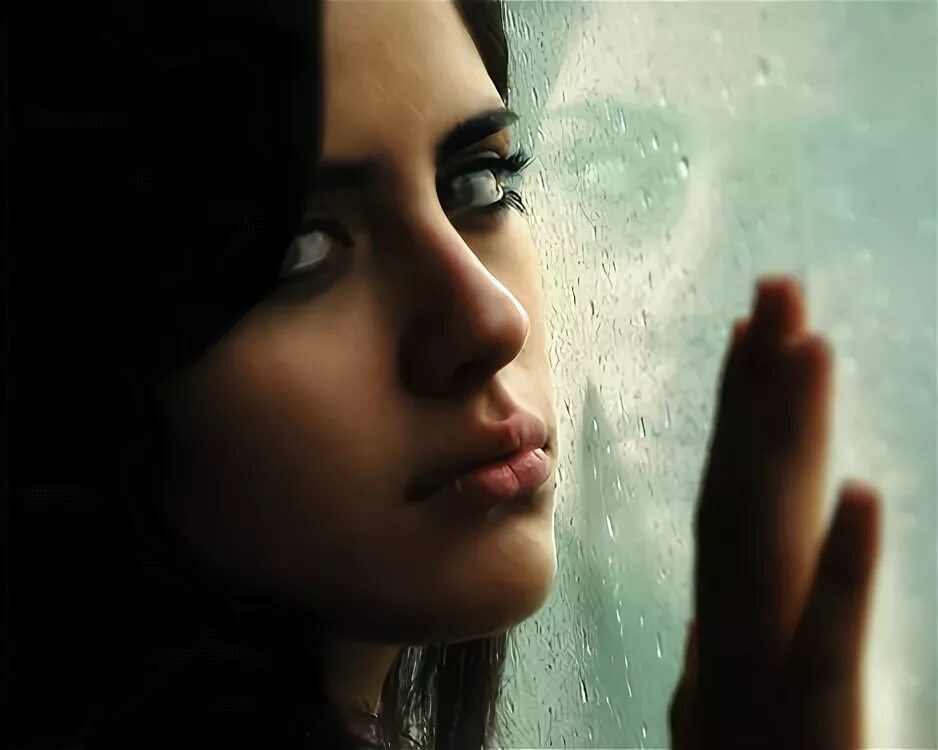 Барабанит дождь. Тише дождя. Осень дождь любовь. Тише дождя. Звезды отражаются в воде.