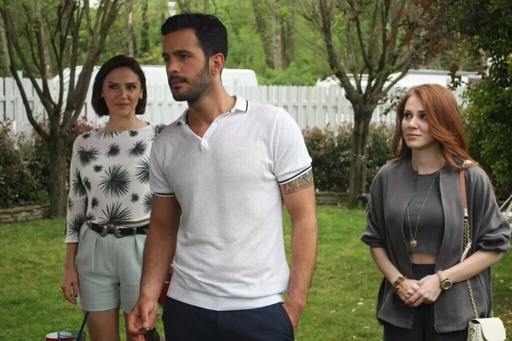 турецкий сериал дефне и омер. любовь напрокат турецкий 32. барыш ардуч в сериале любовь напрокат. омер и дефне. любовь напрокат дефне и омер.