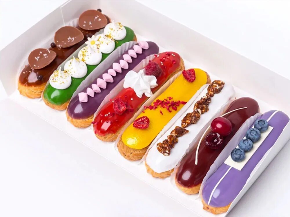 эклер кострома. кондитер эклеры. кондитер эклеры. красивое украшение эклеров. необычные эклеры.