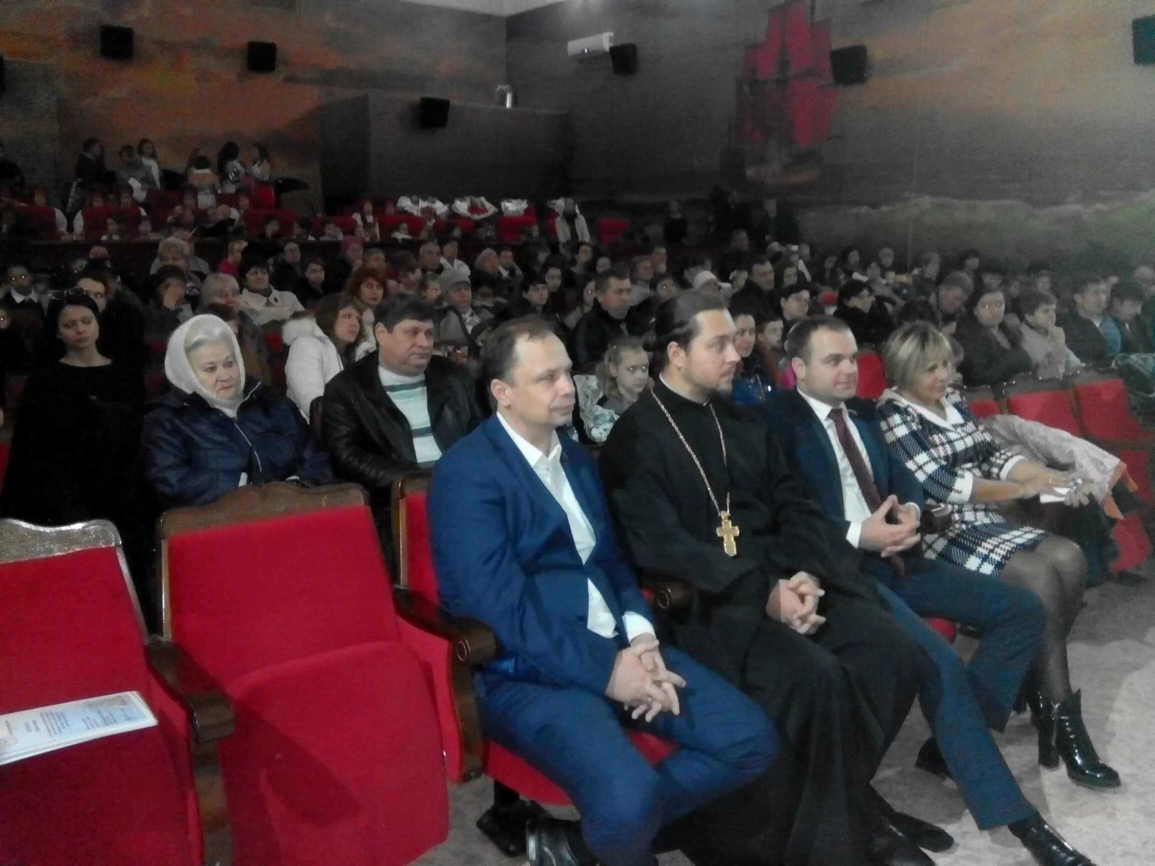 Кинотеатр моряк севастополь. Кинотеатр победа севастополь. Кинотеатр моряк сегодня. Кинотеатр моряк зал севастополь. Кинотеатр моряк севастополь северная сторона.