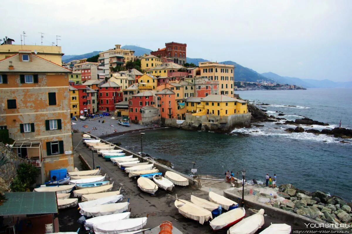 Район боккадассе генуя. Генуя. Боккадассе италия. Генуя. Генуя фонтан на площади феррари.