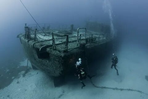 Titanic shipwreck