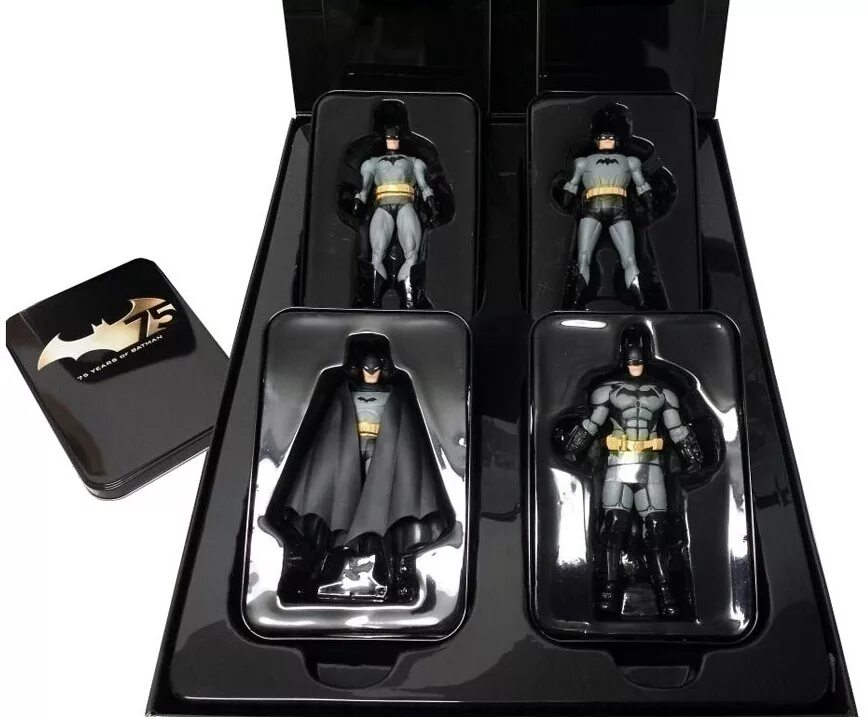 Фигурки Batman Kener 90x. Batman 75th Anniversary. Набор фигурок Бэтмен.