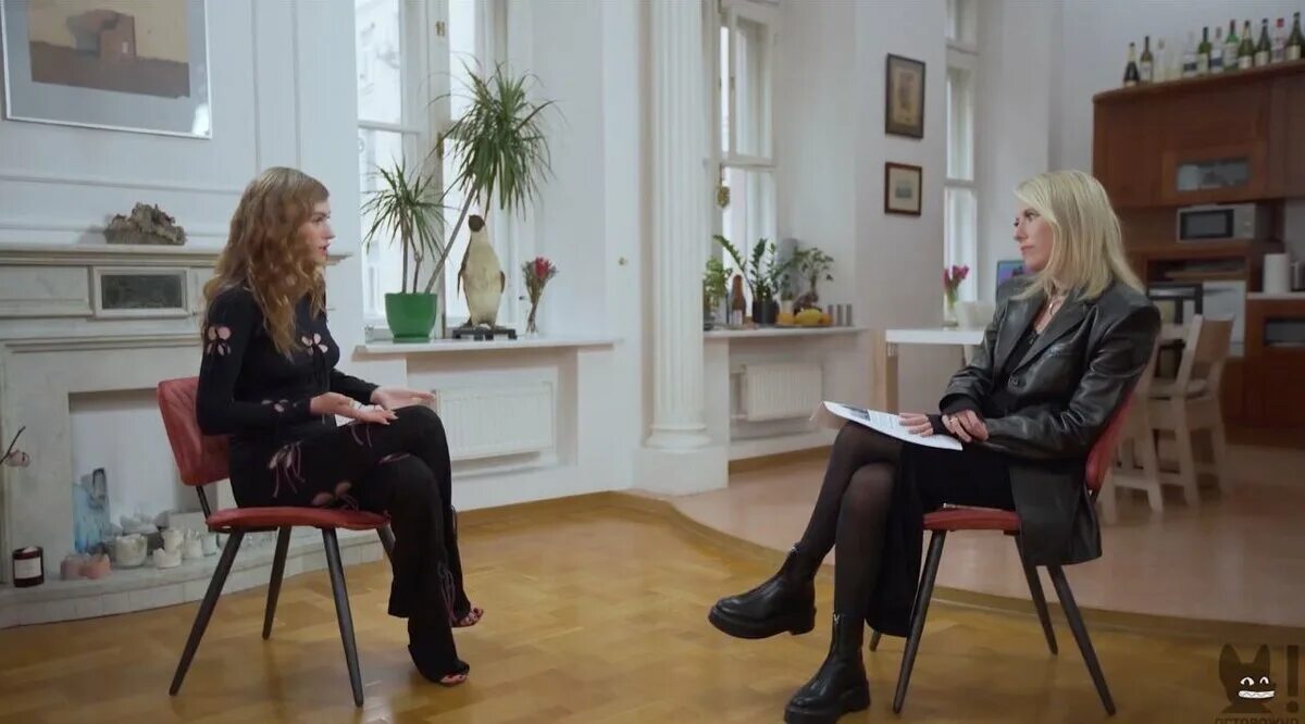 Интервью акима апачева собчак. Собчак интервью фото. луна собчак.