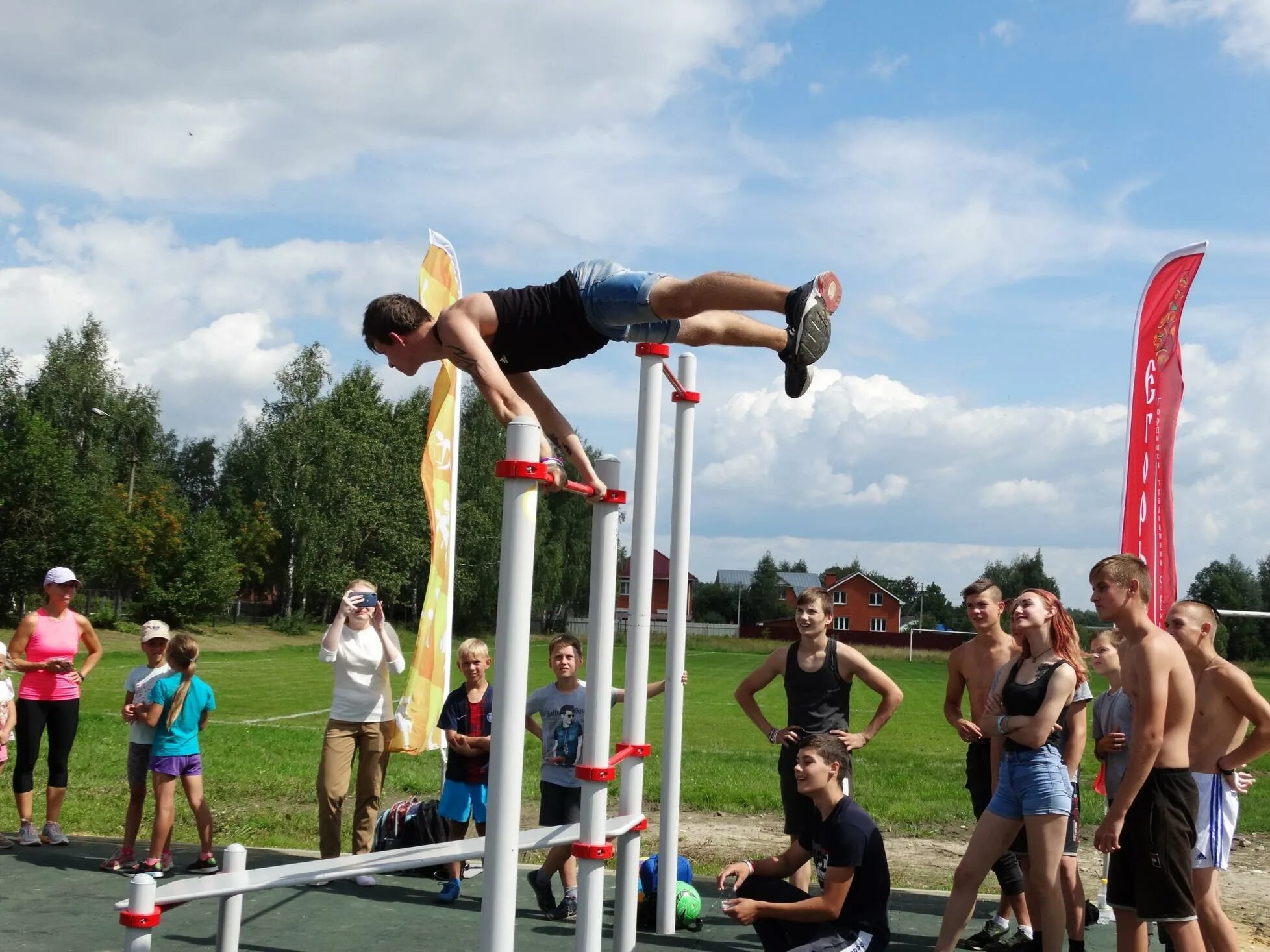 Егорьевск спорт. Воркаут площадка егорьевск. спортплощадка в егорьевске. спортивная площадка дмитров воркаут. кдц поселок новый егорьевск.
