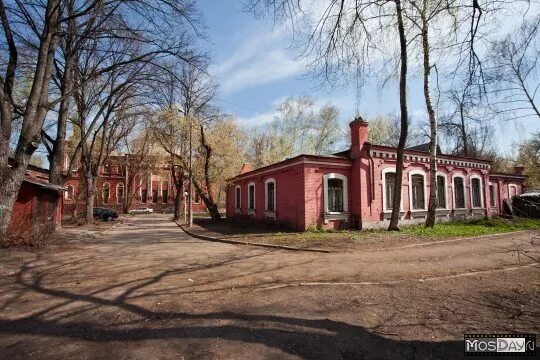 Переулок рижский больница. Храм живоначальной троицы 1 рижский переулок. 1 рижский пер приют братьев бахрушиных. 1-й рижский переулок, дом 2. приют бахрушиных в алексеевском.