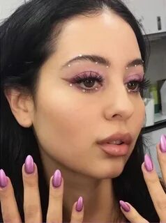 Make up am