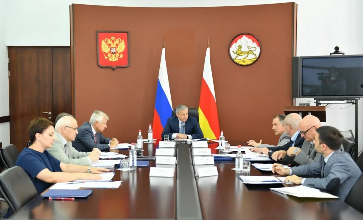 Предприятия республика северная осетия. Предприятия республика северная осетия. Беслан на карте северной осетии. Владикавказский вагоноремонтный завод. Предприятия республика северная осетия.