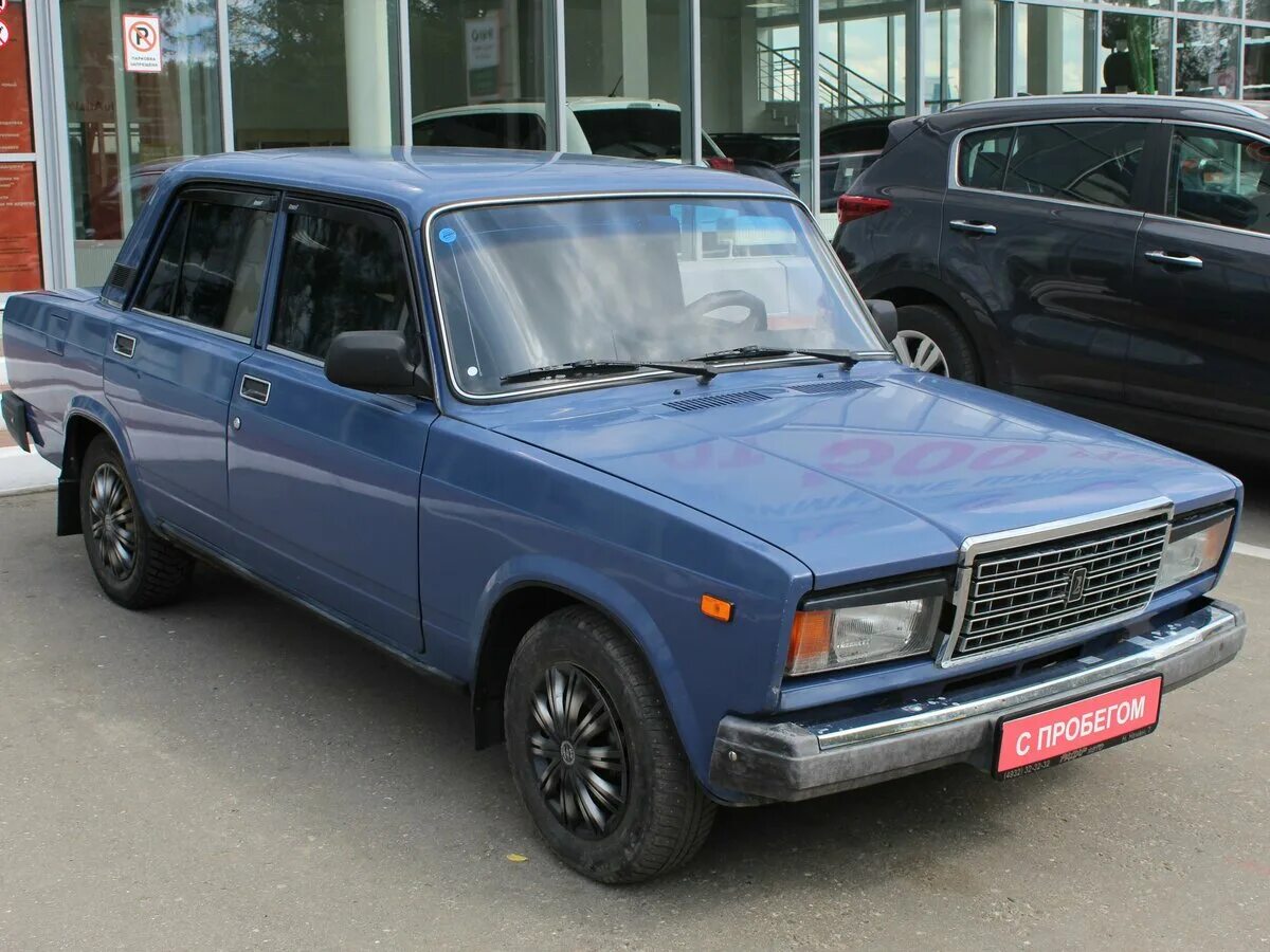 2107 авито куплю москва. ВАЗ 2107 2005. ВАЗ 2107 1982. ВАЗ 2107 сапфир.