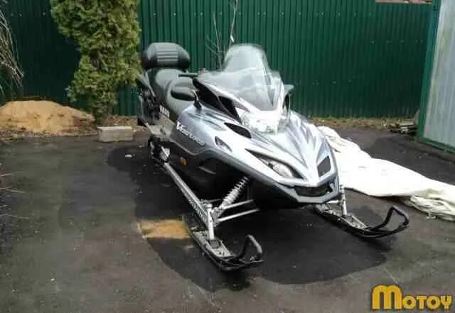 Ямаха вентура трипле 700. Ямаха вентура 700. Yamaha venture 700. Venture 700. Снегоход yamaha venture 700.