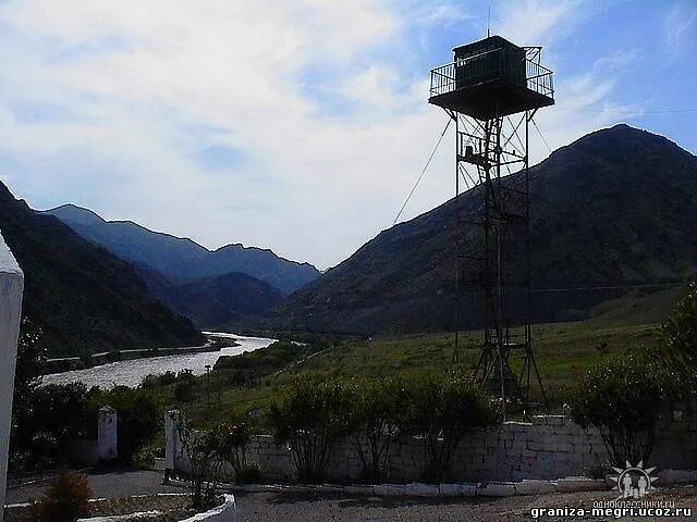 Мегри пограничные заставы. Армения город Мегри Пограничная застава. 127 Мегринский погранотряд. Мегринский пограничный отряд 2393. П з лотой