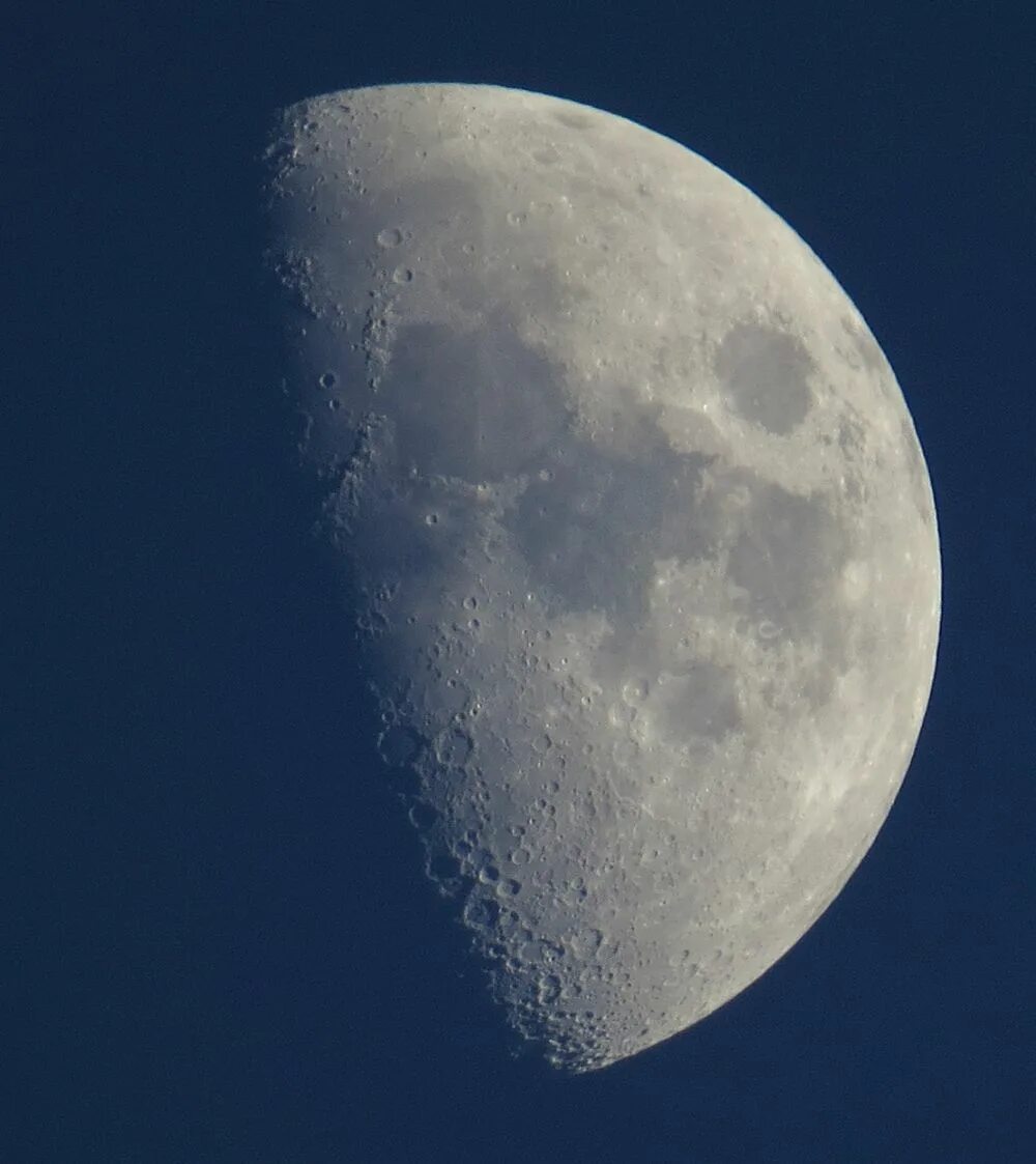 20 года будет луна. Луна. Снимок Луны. Фото Луны. Сегодняшние снимки Луны.