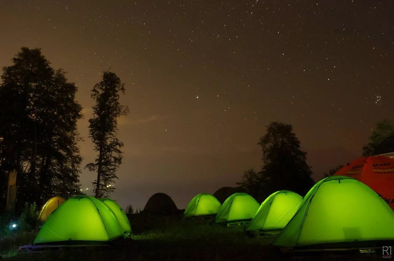 Палатный лагерь в горах Сочи. Палаточный кемпинг Сочи. Camping green