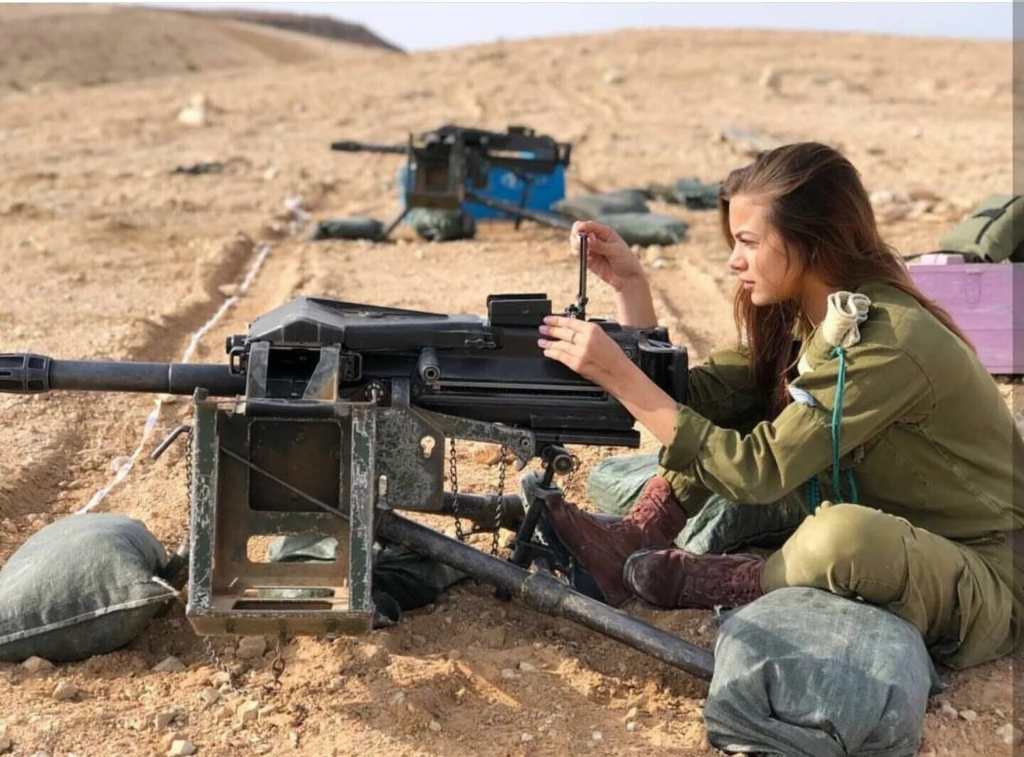 Israel woman. Israel woman. Israel woman. Солдатки израиля. Девушки израиля гражданские.