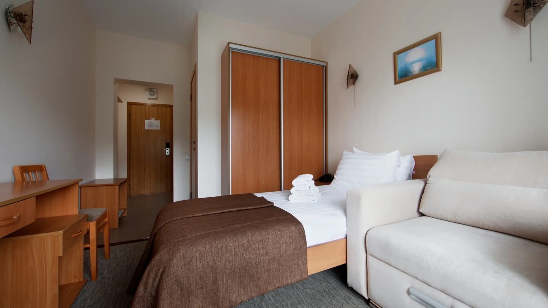 Alean family sputnik сочи. Отель алеан спутник сочи. Сочи отель фэмили спутник. Фото алина спутник сочи номера 2 го здания. Спутник сочи superior.