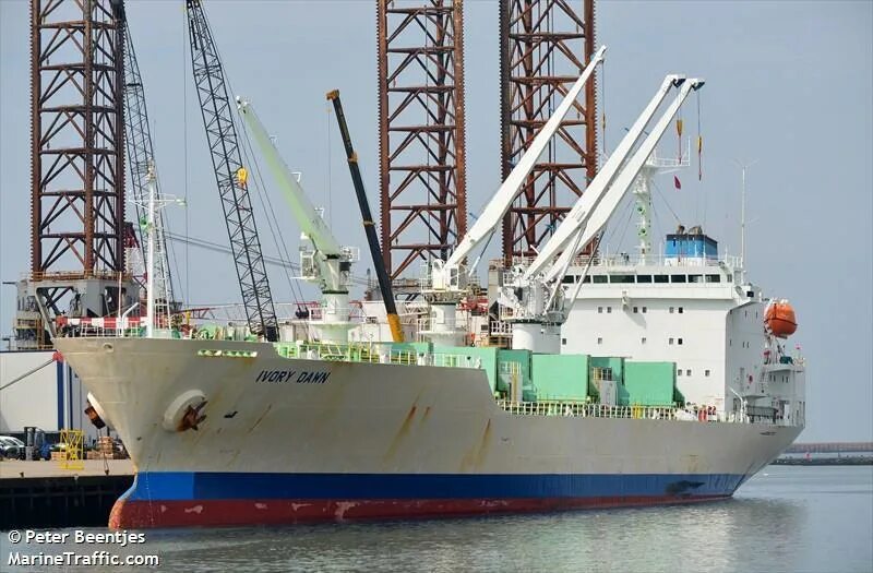 Baltic pearl reefer. Baltic pearl reefer. Корабль baltic pearl. Набор конфет балтийская жемчужина трюфель ассорти. Судно балтик перл.