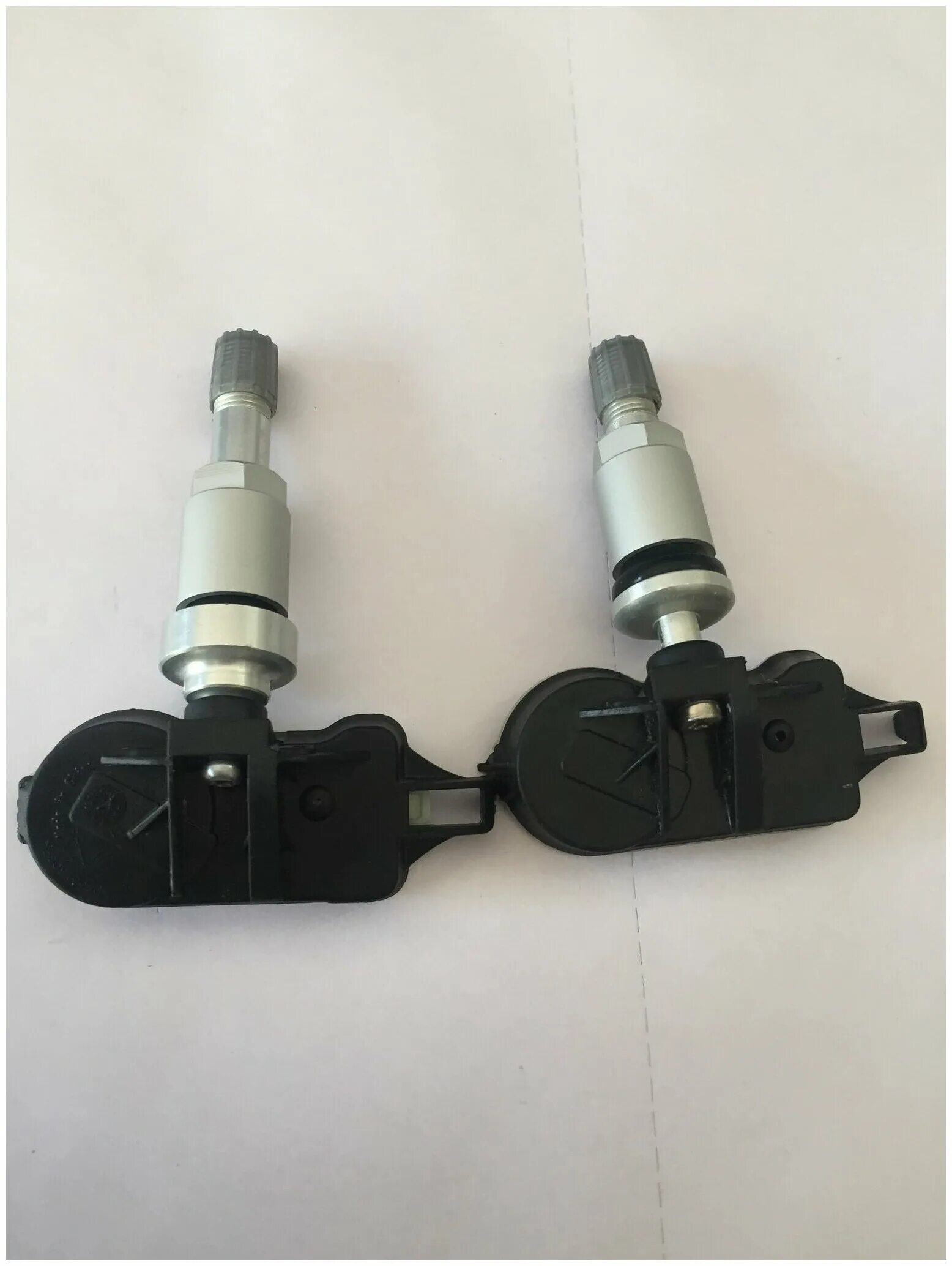 Датчик давления в шинах geely atlas. Датчик давления колеса emgrand x7. Датчик давления шин geely atlas. Датчик давления в шинах geely coolray. Geely atlas датчики давления 01725271.