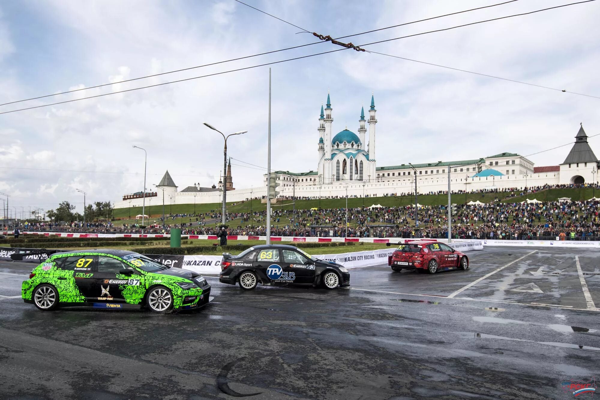 казань машины. автомобили в казани. хендай кан авто в казани сибирский тракт. дилерский центр. автосалон с пробегом.