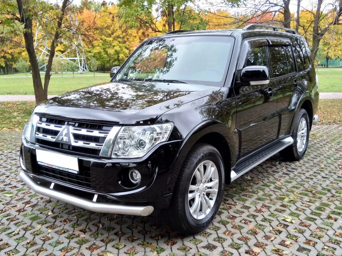 Pajero черный. Митсубиси Паджеро 4. Митсубиси Паджеро 4 3.2 дизель. Mitsubishi Pajero 4 3.2. Паджеро 4 дизель 3.2.