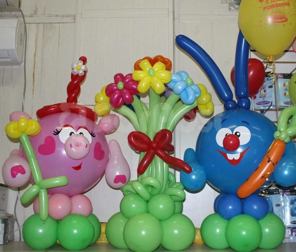 Центр воздушных шаров. Фигуры из воздушных шаров. Фигурки из шаров на день рождения. Смешарики из шаров. Фигуры из шаров на выпускной.