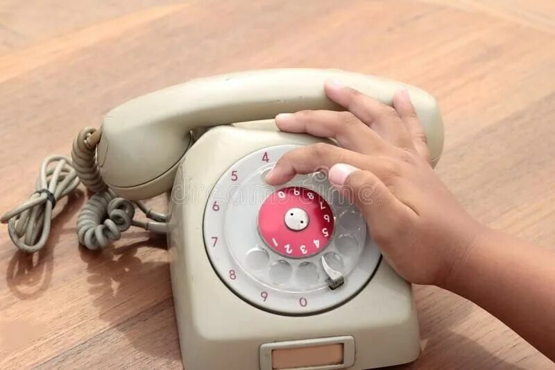 Первый телефон телефон. Телефоны каталог. 2 телефона в 1 корпусе. Телефон i14. A1 a1 alpha.