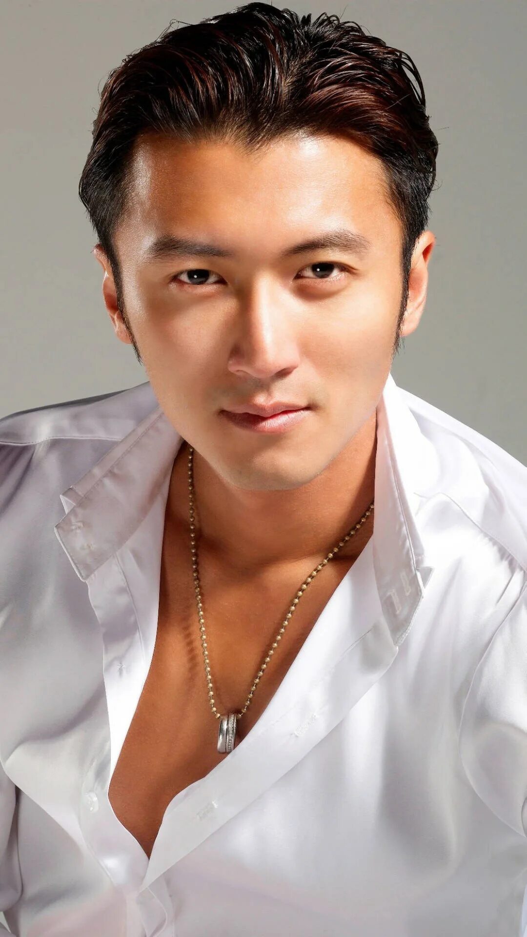 хавик лау. русская и китаец пара. ши кифан. прически японских самураев. китайский актёр чоу юнь-фат.