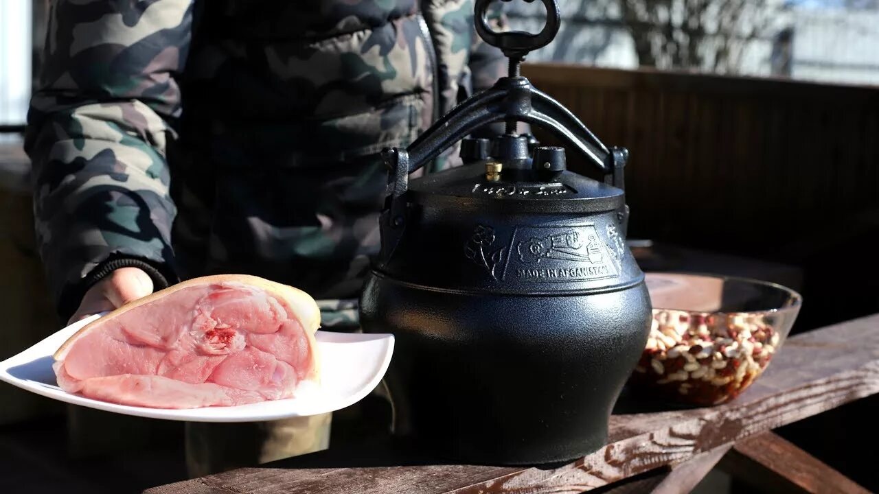 Ножки в афганском казане. Шулюм в афганском казане. Афганский казан. Сталик Ханкишиев и Афганский казан. Блюда в афганском казане.