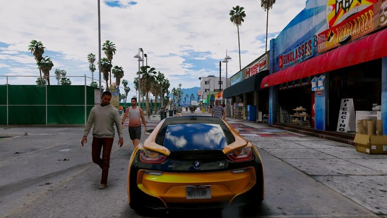 Realistic graphics mod gta. Mvga gta 5. гта 5 mvga. бмв красная гта 5 ультра графика.