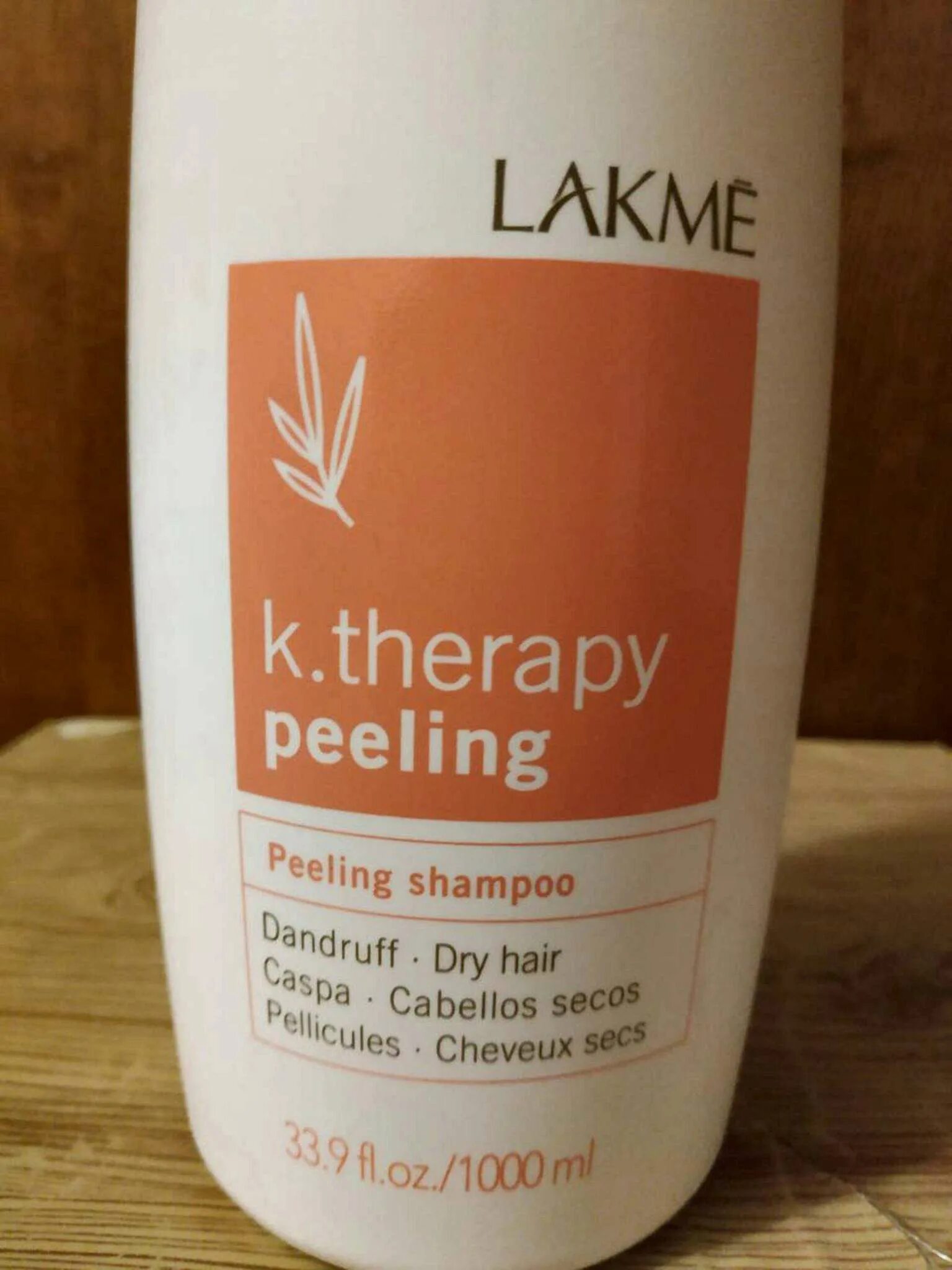 Шампунь пилинг против перхоти. Lakme / шампунь против перхоти для сухих волос &quot;peeling shampoo dandruff dry hair&quot;, 300 мл. lakme шампунь пилинг. peeling shampoo dandruff dry hair шампунь против перхоти для сухих волос (1000 мл). лакме шампунь пилинг состав.
