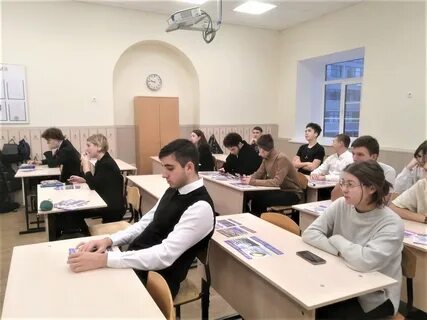 Ученикам 9 и 11