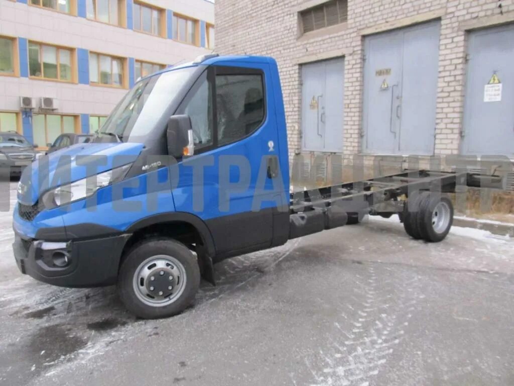 Iveco Daily 50с15. Iveco Daily шасси. Ивеко Дейли 3.0 шасси. Ивеко Дейли фургон 50с15.