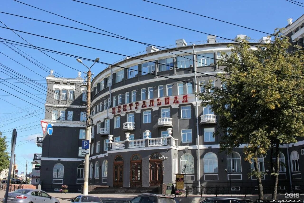 Новосибирск гостиница центральная ракшин. Отель на площади ленина новосибирск. Ленина центральная гостиница. Гостиница центральная киров, улица ленина 80. Гостиница центральная новосибирск фото.